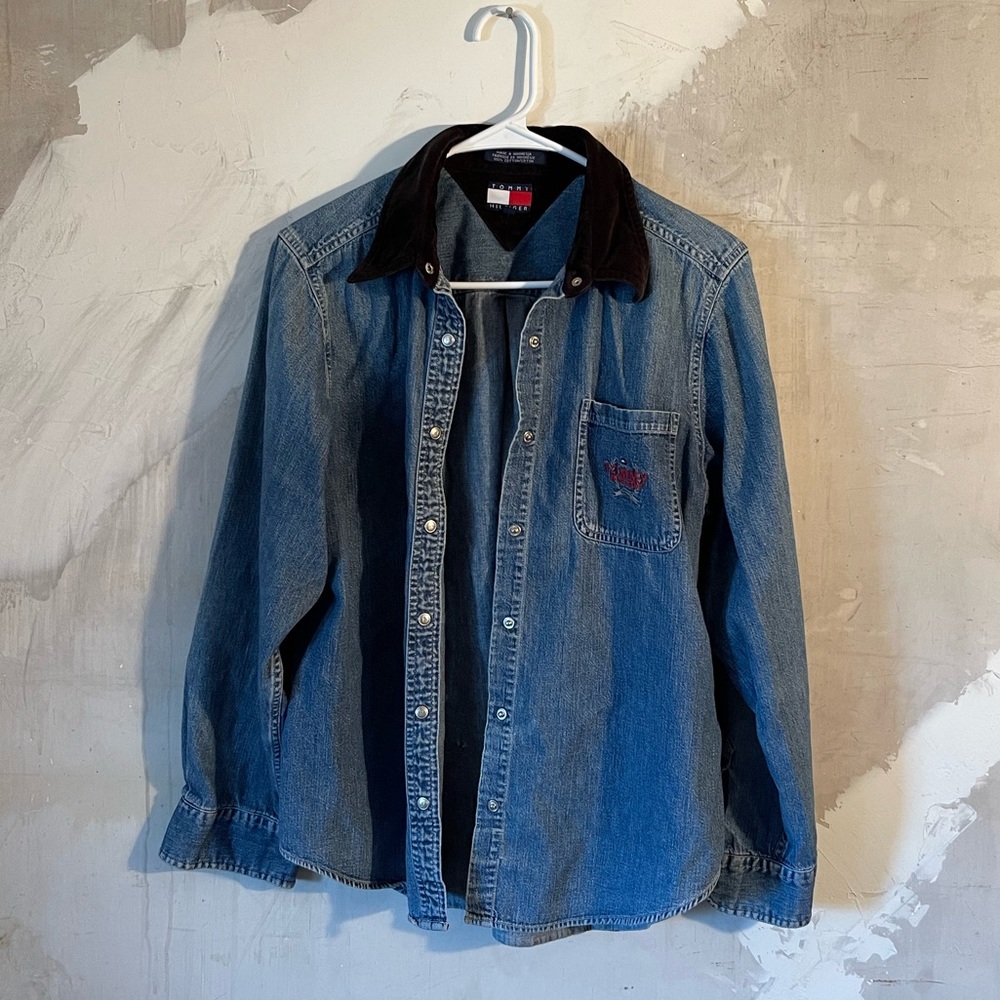 Tommy Hilfiger Vintage Unisex Button Up Small/14
